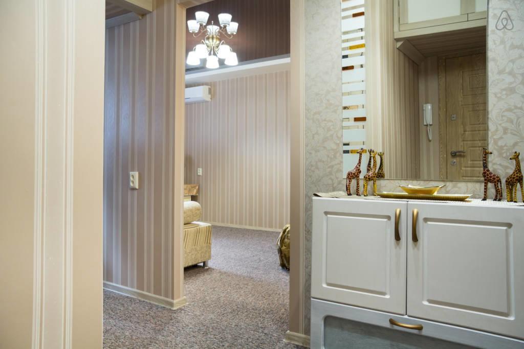 Apartment Lux Near Most-City Dnipro Esterno foto